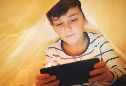 Ce au căutat copiii pe internet în primul an de pandemie