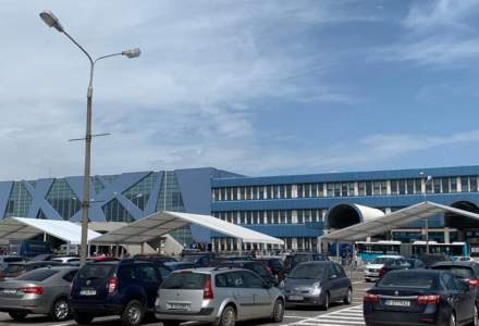 Aeroportul Otopeni a inaugurat Parcul Zburătorilor, unde pasagerii pot aştepta în aer liber