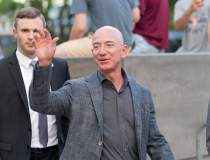 Jeff Bezos îi ia fața lui...