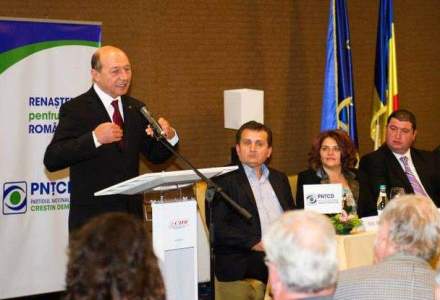Basescu: Ponta este exemplificarea perfecta a farseorului