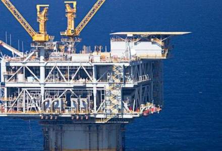 Rosneft si Exxon au gasit rezerve mari de petrol in Marea Arctica