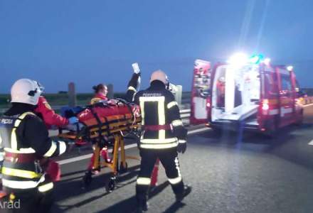 Accident grav în Arad: un pasager a decedat și 16 au fost răniți