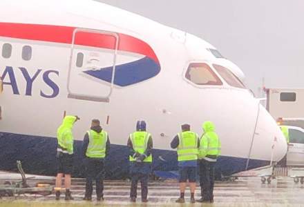 Un avion Dreamliner 787 al British Airways a ajuns cu „nasul” în asfalt, pe Aeroportul Heathrow