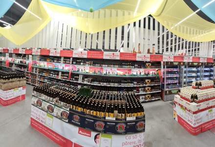 Românii vor putea degusta din peste 300 de sortimente de bere la târgul organizat de Auchan