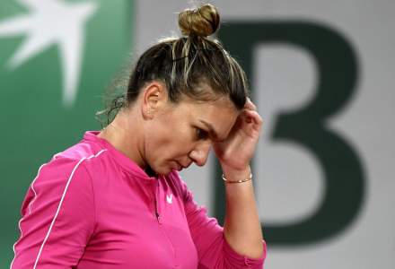 Simona Halep s-a retras de la Wimbledon