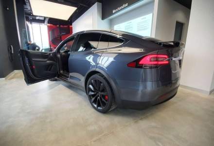 Partidul lui Ponta a cumpărat Tesla Model X de 133.000 de euro din bani publici