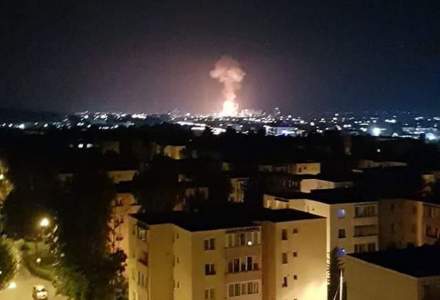 Explozie urmată de incendiu la Combinatul Chimic Azomureş; o persoană rănită