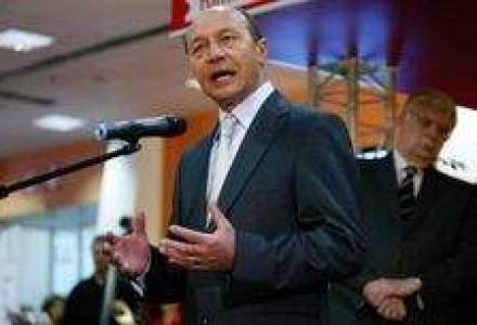 Basescu: Romania isi va relua cresterea economica in 2010