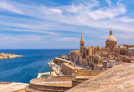 Malta își redeschide frontierele pentru persoanele nevaccinate
