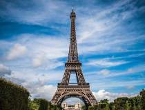 S-a redeschis Turnul Eiffel....