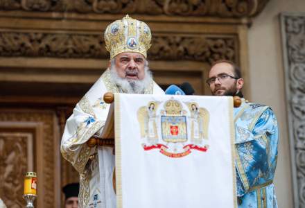 Patriarhul Daniel, decorat de Iohannis cu "Steaua României" în grad de Colan