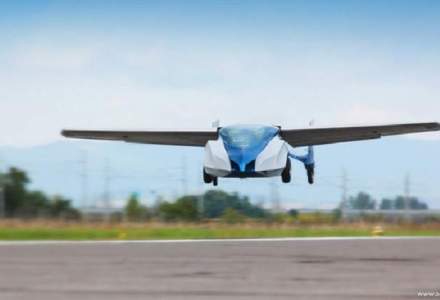 Viitorul este aici! Cum arata AeroMobil 3.0 - automobilul zburator, proiectul pe cale sa ajunga la vanzare [VIDEO]