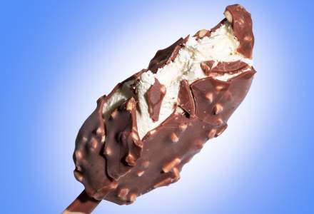 Avertisment ANSVSA: Mai multe loturi de înghețată au fost retrase de pe piață