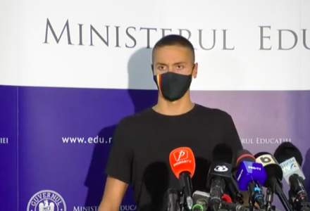 VIDEO Înotătorul David Popovici, premiat de Ministerul Educaţiei