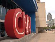 CNN a concediat trei angajați...