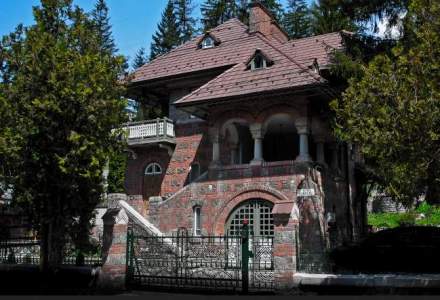 O casa de vacanta a elitei interbelice: cum a fost salvata o cladire din 1925