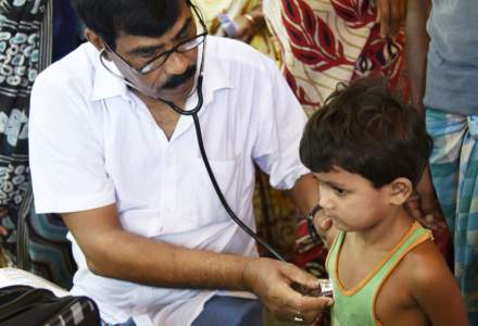 Boala „misterioasă” care a început să secere viețile copiilor din India