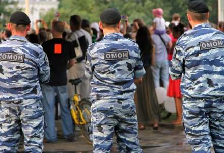 Fortele speciale, mobilizate la ambasada Republicii Moldova din Rusia pentru a asigura ordinea