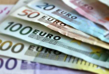 Cursul BNR a crescut marti si se apropie de 4,43 lei/euro