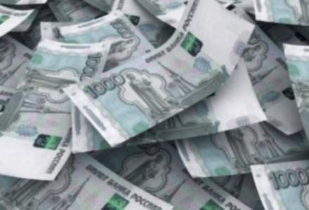 Rubla a "inghitit" saptamana aceasta 2,6 mld. dolari de la Banca Centrala a Rusiei