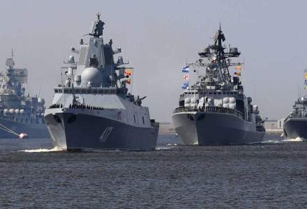 Rușii își „încordează mușchii” în Marea Neagră, în timp ce NATO derulează exerciții militare