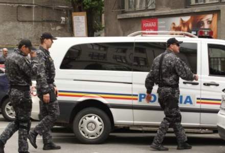 Perchezitii la seful SIPI Suceava si politisti, suspectati de abuz si favorizarea infractorului