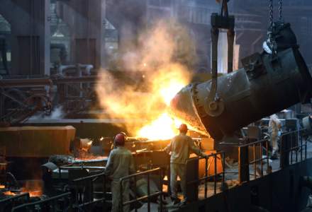 INS: Producția industrială a crescut cu 12,7% în primele opt luni ale anului