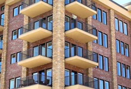 Dezvoltatorii imobiliari: anul 2014 a marcat iesirea din criza a pietei rezidentiale