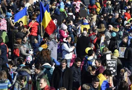 Economist: România se apropie de o stare gravă. Este necesară o celulă de criză, fiindcă ar putea urma mișcări sociale