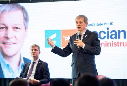 Cioloș, premierul desemnat, este așteptat la Parlament cu lista miniștrilor și programul de guvernare