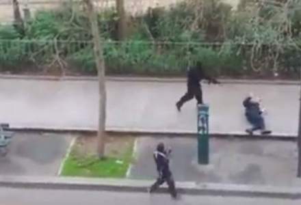 ATENTIE! Imagini SOCANTE: Teroristii din Paris executa un politist cazut la pamant