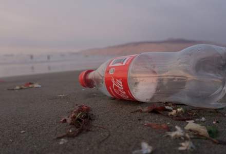 Coca-Cola, cel mai mare poluator cu plastic din lume
