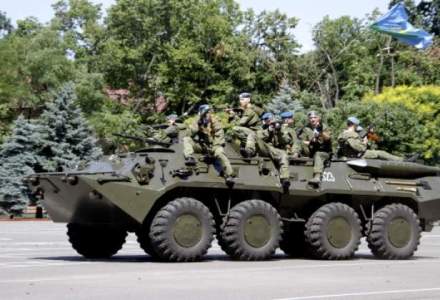 Unsprezece morti, inclusiv sase militari, in confruntari produse in ultimele 24 de ore in Ucraina