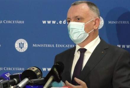 Sorin Cîmpeanu: Școlile se deschid fizic din 8 noiembrie dacă rata de vaccinare depășește 60%