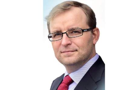 Raiffeisen România își ia CEO din curtea Erste Bank. Zdenek Romanek îl înlocuiește pe van Groningen
