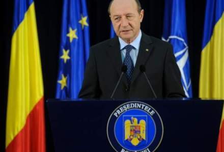Traian Basescu si-a publicat noua adresa de mail pe Facebook