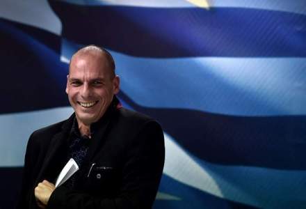 De la economia Counter-Strike si Dota, la sefia econonomiei Greciei. Cine este de fapt marxistul Yanis Varoufakis?