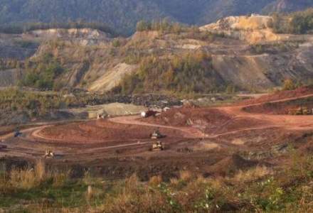 Primaria Hunedoara ataca in instanta organizarea santierului minier de la Certej