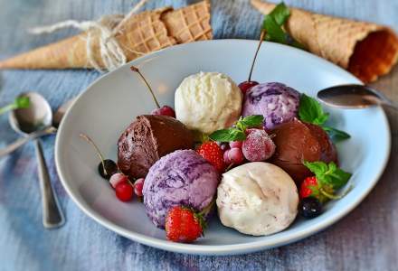 Mai multe sortimente de înghețată din Carrefour, retrase de la vânzare de ANSVSA