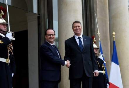 Klaus Iohannis a facut un gest inedit la Paris, deranjat de faptul ca francezii nu au respectat protocolul