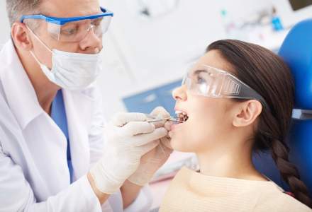 Implantul dentar - o investiție rentabilă sau nu?