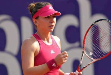 Simona Halep s-a calificat in finala turneului de la Dubai dupa ce a trecut de Caroline Wozniacki