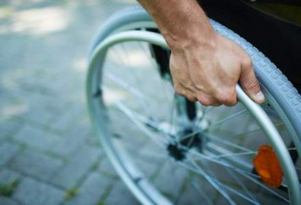 Operatorii telecom, obligati sa introduca oferte pentru persoanele cu dizabilitati