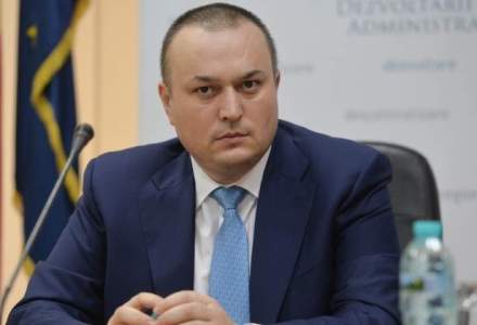 Primarul Ploiestiului, Iulian Badescu, retinut de procurori, dupa sapte ore de audieri