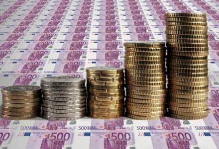 Economist francez: Reintroducerea "sarpelui monetar" ar salva economiile din UE