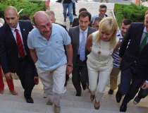 Traian Basescu, huiduit la...