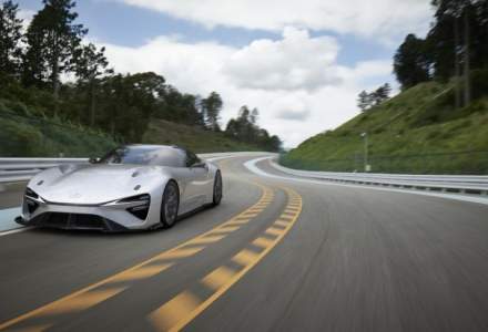 [FOTO] Noul supercar Lexus electric va fi lansat până în anul 2030