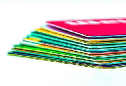 BNR catre industria cardurilor: Nu va mai plangeti ca vin banci din afara sa ofere serviciile