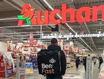 BeeFast și Auchan anunță un...