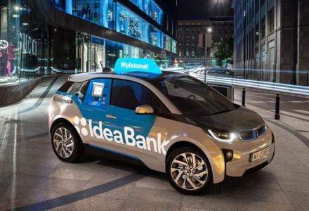 "Uber bancar" - o banca din Polonia iti trimite bancomatul cu masina la cerere
